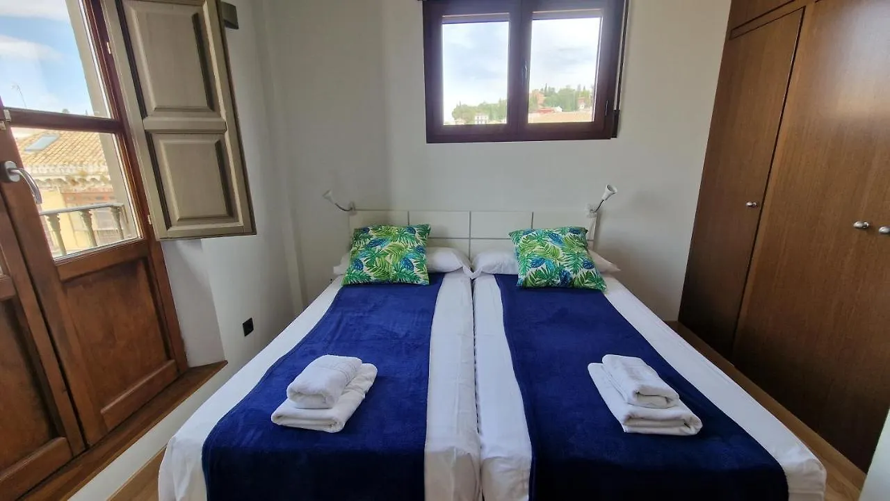 Imeda Apartamentos Escudo Del Carmen 19 Гранада